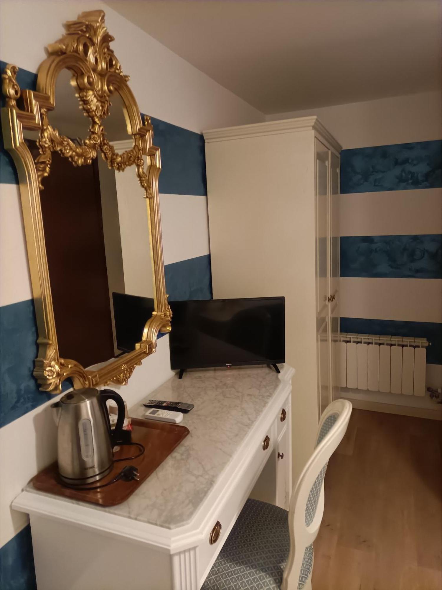 Palazzo Lion Morosini - Check In Presso Locanda Ai Santi Apostoli Венеція Екстер'єр фото